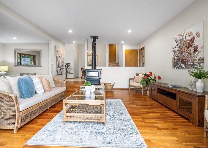  at 41 Overdale Drive, Cashmere, Christchurch City, Canterbury
