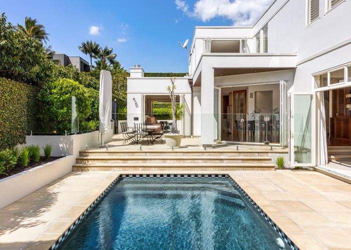  at 12 Ronaki Road, Mission Bay, Auckland