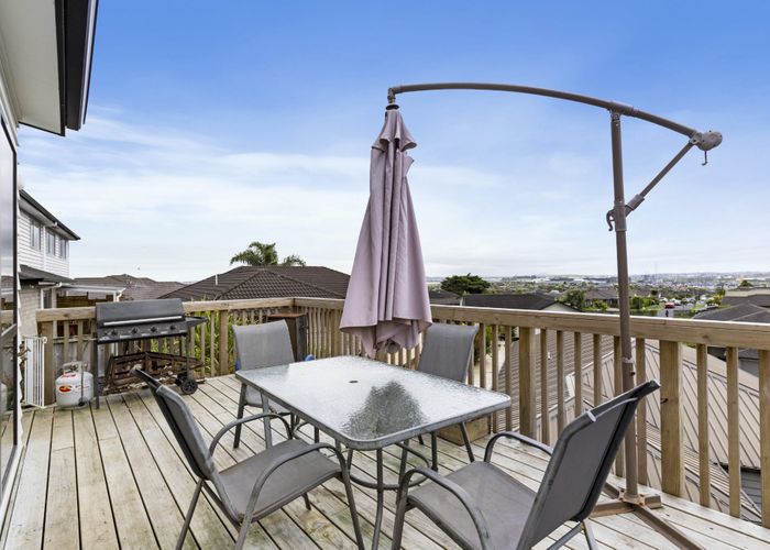  at 52 Arrowsmith Drive, Flat Bush, Auckland