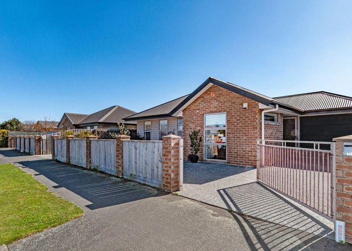  at 4/31 Veitches Road, Casebrook, Christchurch