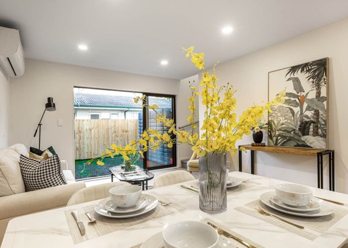  at 7/36 Edmonton Road, Henderson, Waitakere City, Auckland