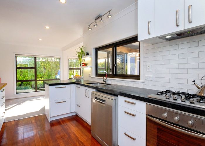  at 910 Churchill Street, Akina, Hastings