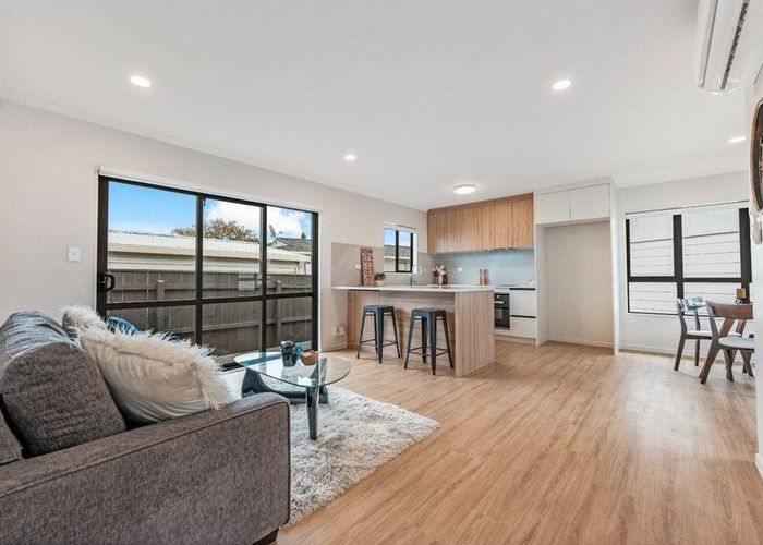  at 11A Murillo Place, Henderson, Waitakere City, Auckland