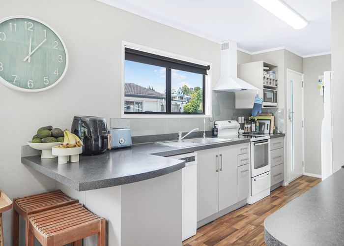  at 2 Birch Hill Place, Dinsdale, Hamilton