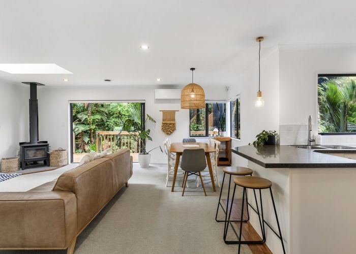  at 408 Scenic Drive, Waiatarua, Auckland