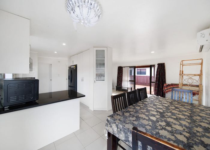  at 30a Avis Avenue, Papatoetoe, Manukau City, Auckland