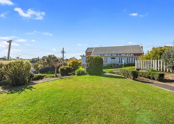  at 27 View Road, Henderson, Waitakere City, Auckland