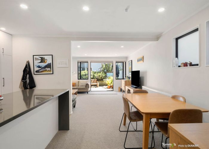  at 1/88 Brougham Street, Mount Victoria, Wellington, Wellington