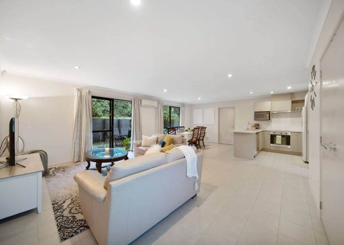  at 7 Kumar Place, The Gardens, Auckland