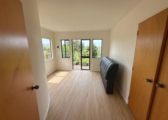  at 16 Calypso Place, Rothesay Bay, Auckland, Rothesay Bay, North Shore City, Auckland