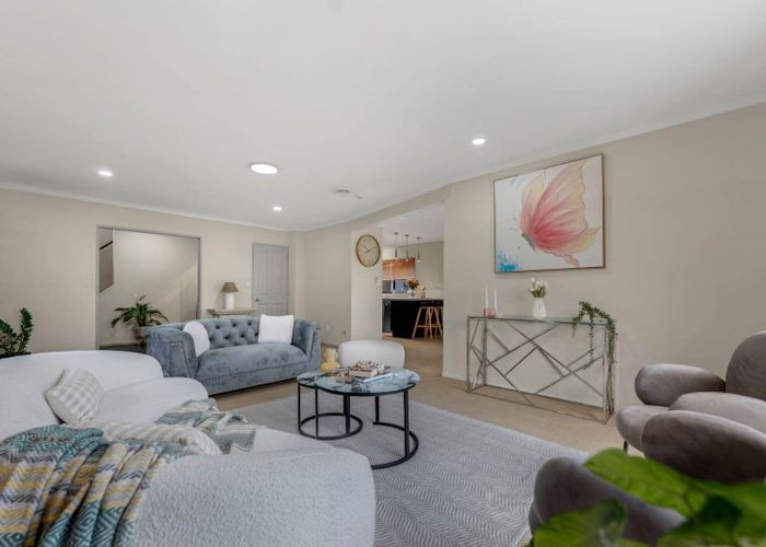  at 60 Crossandra Drive, Mangere, Auckland