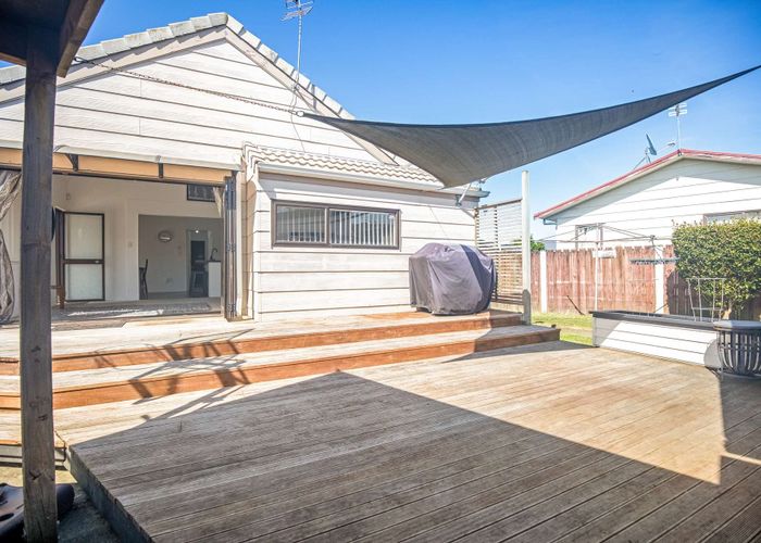  at 10 Kentucky Crescent, Nawton, Hamilton