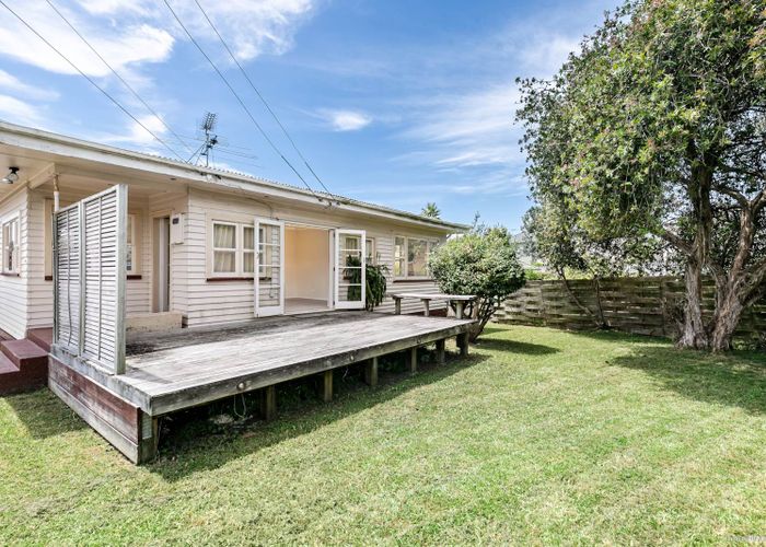  at 24 Taylor Street, Blockhouse Bay, Auckland