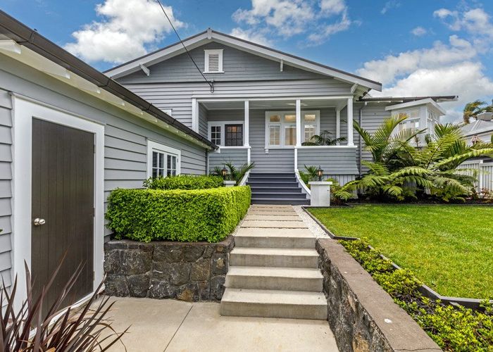  at 24 Norwood Road, Bayswater, North Shore City, Auckland