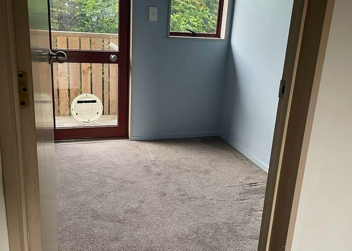  at 18 Triangle Road, Massey, Auckland
