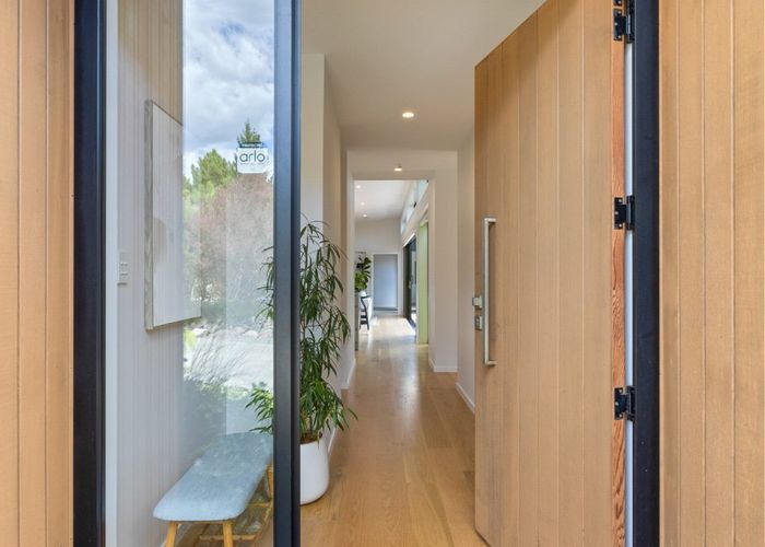  at 1237 East Coast Road, Albany