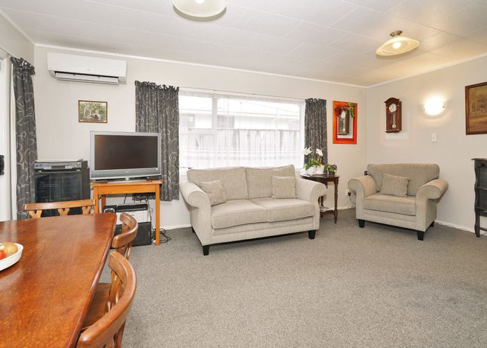  at 391B Peachgrove Road, Fairfield, Hamilton