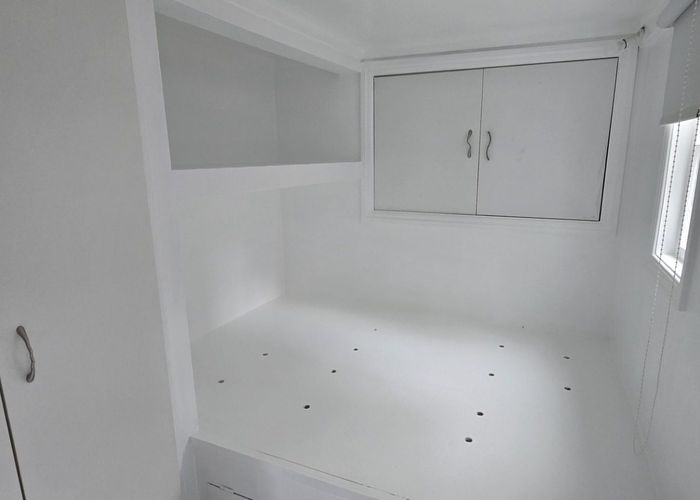  at 15 Nairn Street (lower flat), Mount Cook, Wellington, Wellington