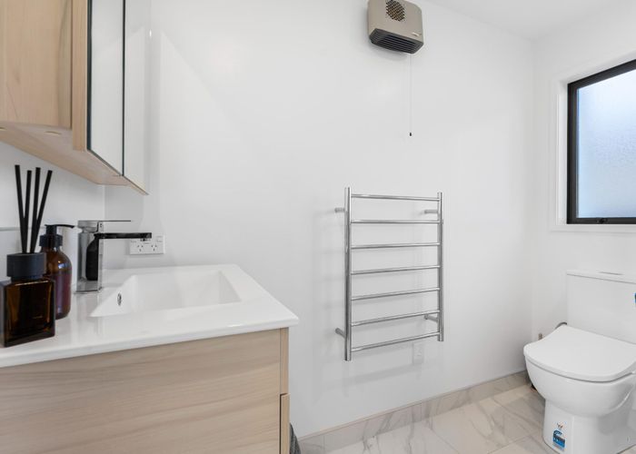  at 12/200 Carrington Road, Mount Albert, Auckland City, Auckland