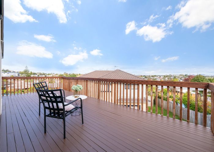  at 58 Grenada Avenue, Forrest Hill, Auckland