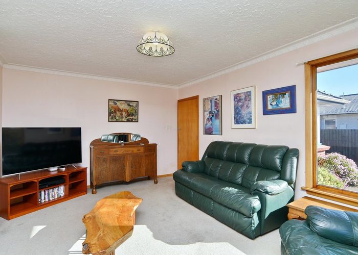  at 372 Breezes Road, Aranui, Christchurch City, Canterbury