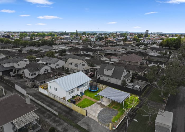  at 1/31 Avis Avenue, Papatoetoe, Auckland