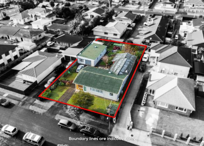  at 8 Elizabeth Avenue, Papatoetoe, Auckland