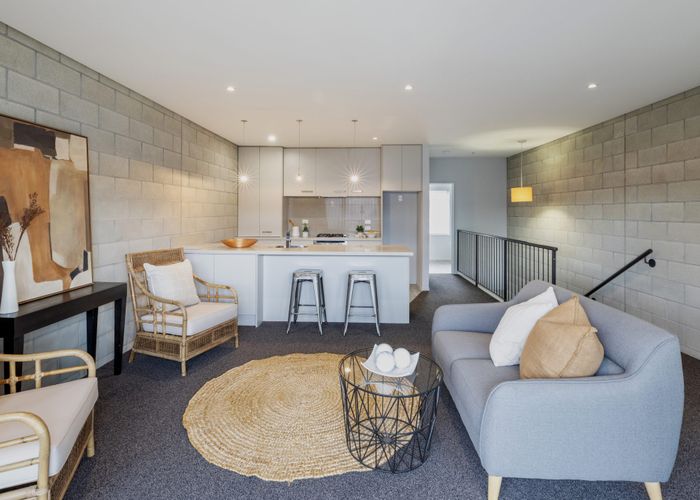  at 2/24 Dickens Street, Addington, Christchurch City, Canterbury