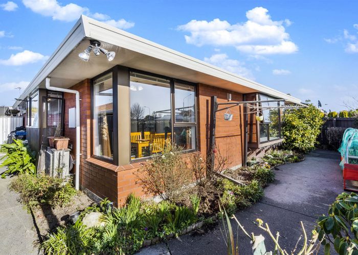  at 1/151 Northcote Road, Northcote, Christchurch