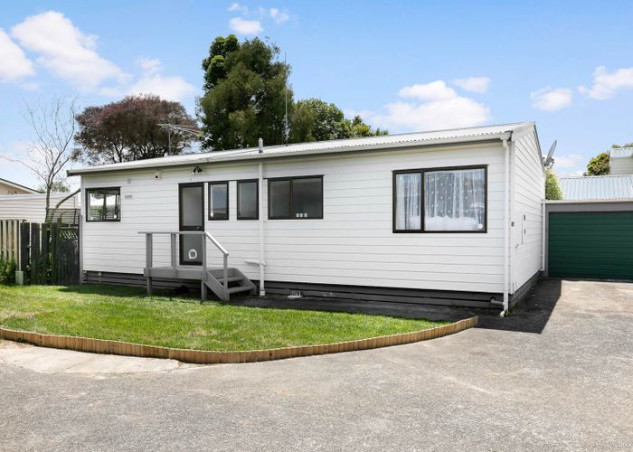  at 5/30 Avondale Road, Avondale, Auckland