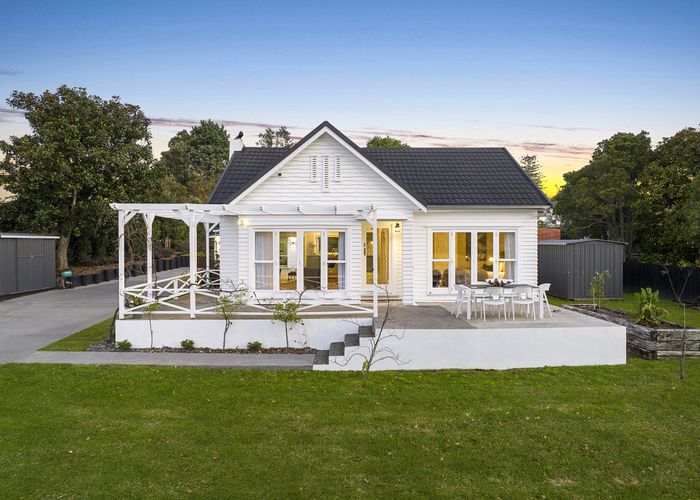  at 53B Greenhithe Road, Greenhithe, Auckland