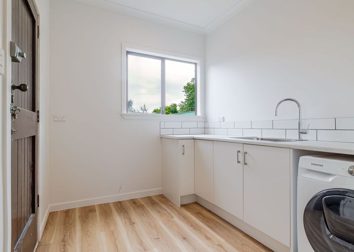  at 38 Savage Crescent, West End, Palmerston North, Manawatu / Whanganui