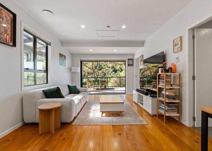  at 6 Irvine Street, Aro Valley, Wellington, Wellington