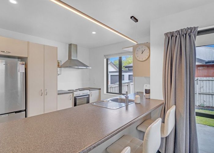  at 5/49 Charles Street, Waltham, Christchurch