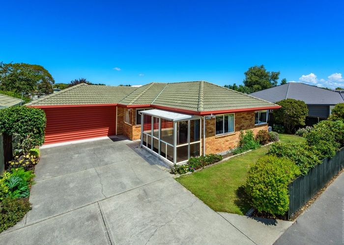  at 7B Ronald George Place, Parklands, Christchurch