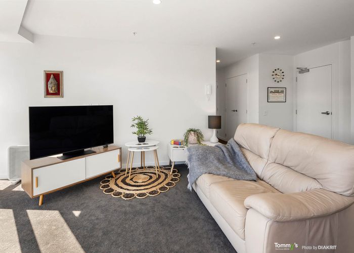  at E1604/160 Victoria Street, Te Aro, Wellington, Wellington