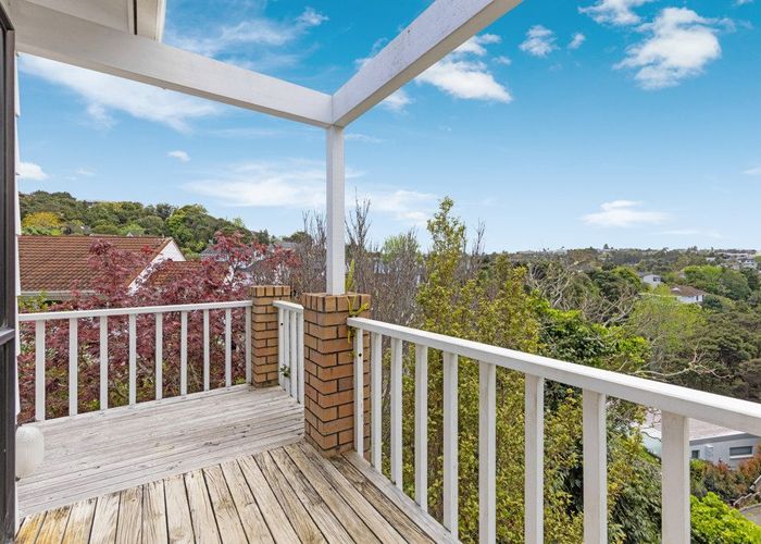  at 156 Chelsea View Drive, Chatswood, North Shore City, Auckland