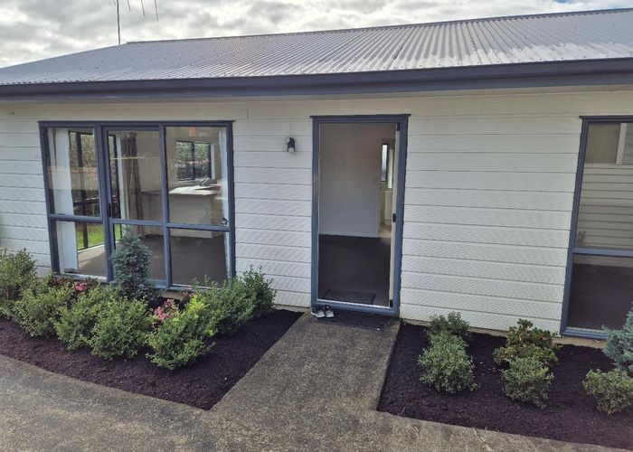  at 42A Beaumonts Way, Manurewa, Manukau City, Auckland