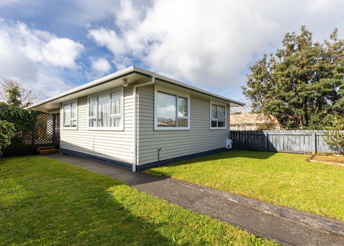  at 60 Rosendale Avenue, Spotswood, New Plymouth