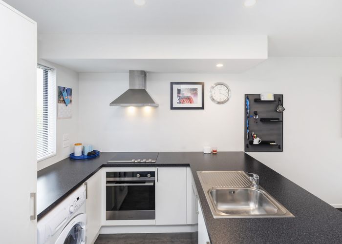  at 27/17 Bunyan Street, Waltham, Christchurch City, Canterbury