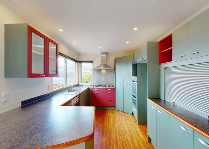  at 9 Bennett Grove, Newlands, Wellington