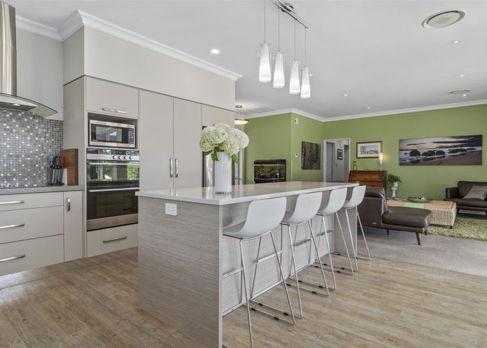  at 8 Nga Parae Road, Tauranga