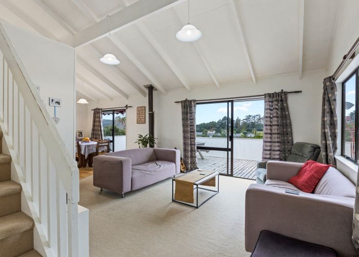  at 39 Hillcrest Road, Hatfields Beach, Orewa