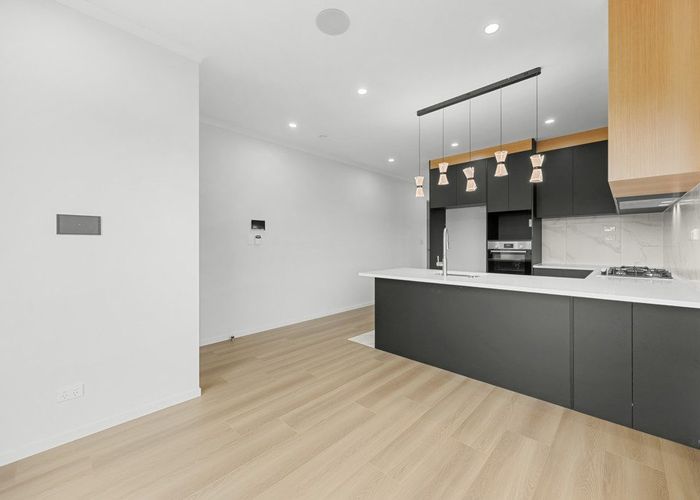  at 115 Otuwairoa Esplanade, Papakura, Papakura, Auckland