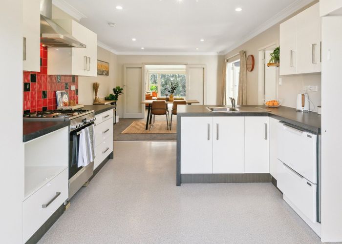  at 9 Allen Terrace, Tawa, Wellington