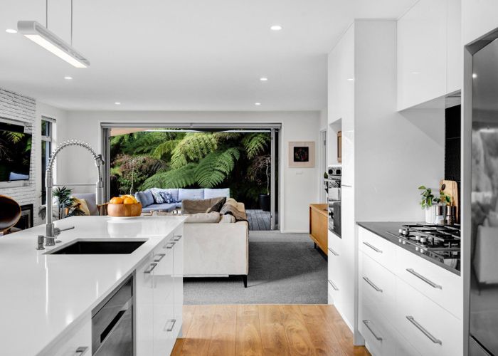  at 8 Bright Way, Lower Vogeltown, New Plymouth