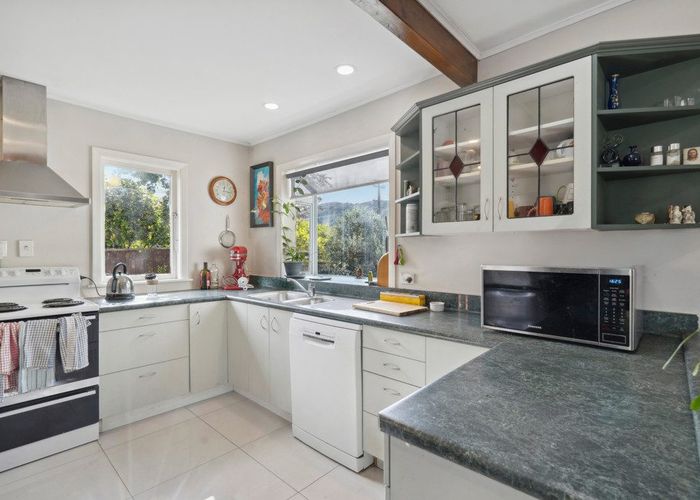 at 37 Frederick Street, Wainuiomata, Lower Hutt, Wellington
