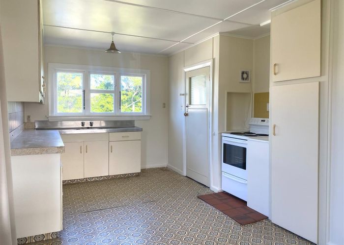  at 14 Peel Street, Cobden, Greymouth
