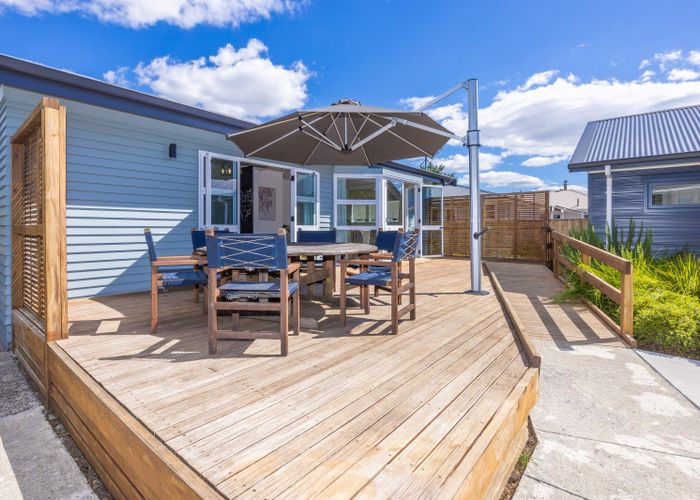  at 15 Vine Street, Hillcrest, Hamilton