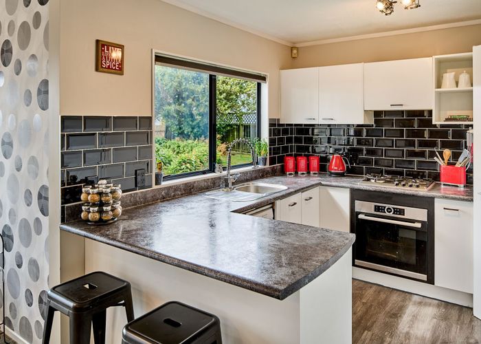  at 16 Doncaster Terrace, Ascot Park, Porirua